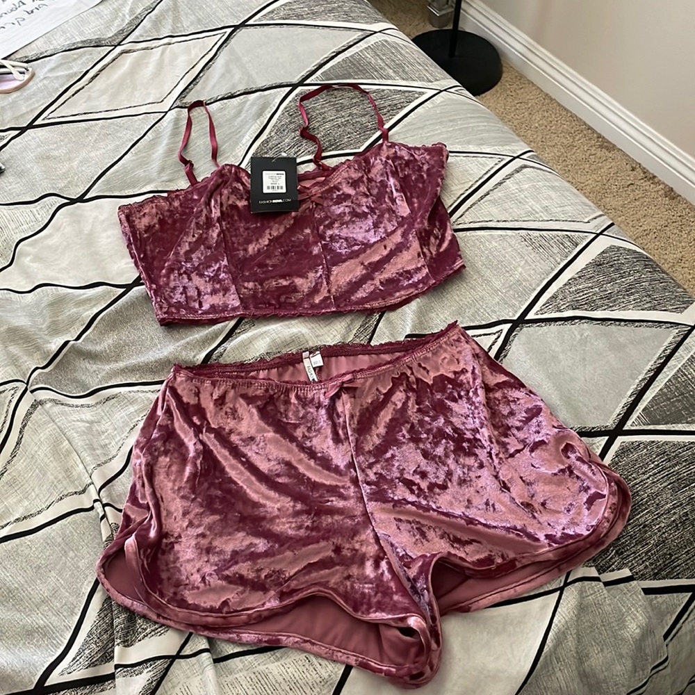 Feeling soft pajama set